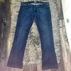 Women’s 7 for All Mankind dark jeans 32